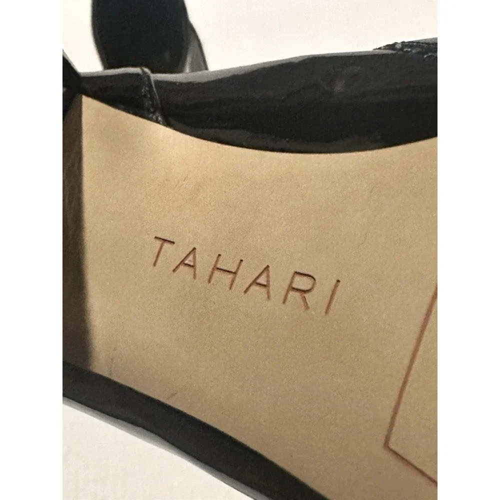 Tahari Black Patent Leather Ankle Boots Block Heel Front Zip Starly Size 9.5M